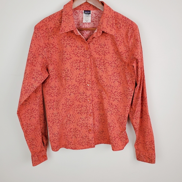 Patagonia Tops - Patagonia orange button up